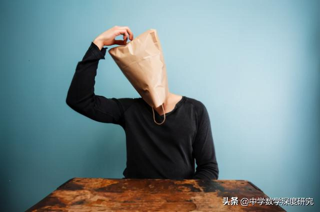 杠精的形成原理：为什么越愚蠢的人反而越自信