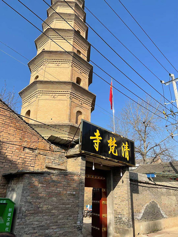 被盗的清梵寺塔。本文图片 澎湃新闻记者 陈雷柱