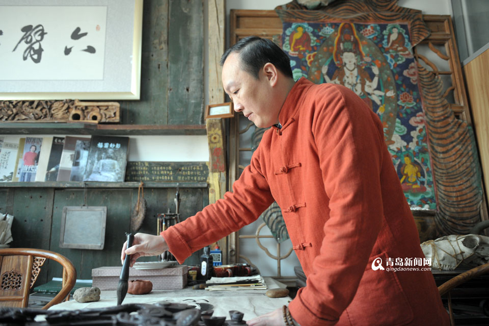 【青岛工美大师】周鲁平和他的'禅意'瓷板画