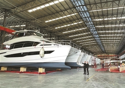 上半年杭州高新技术产品出口增长近五成 上半年杭州高新技术产品出口增长近五成