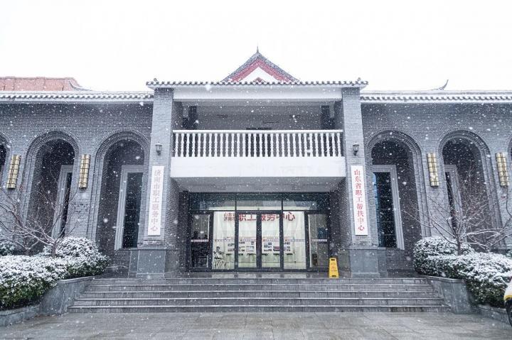 中国重汽“亲人服务”慈善公益活动正式启动